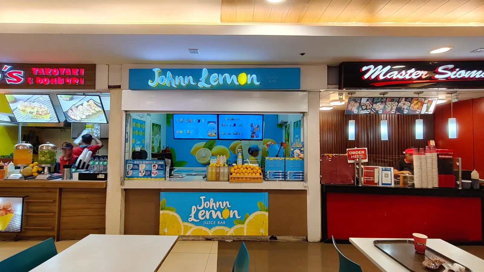 JOHNN LEMON in TriNoma